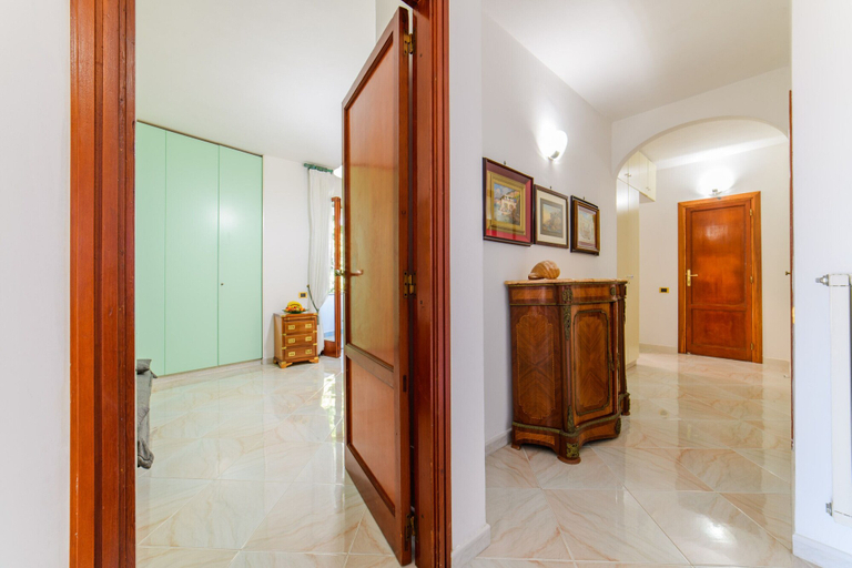 Interior detail 3, Estate 4home - Casa Cinzia, Napoli