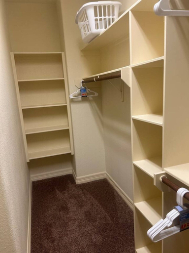 Interior 4, 641 4 Bedrooms Luxurious Baths Open Living, Houston