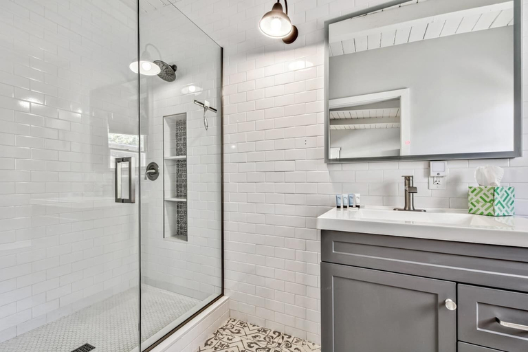 Bathroom 2, The Historic West Walker Motel, Mono