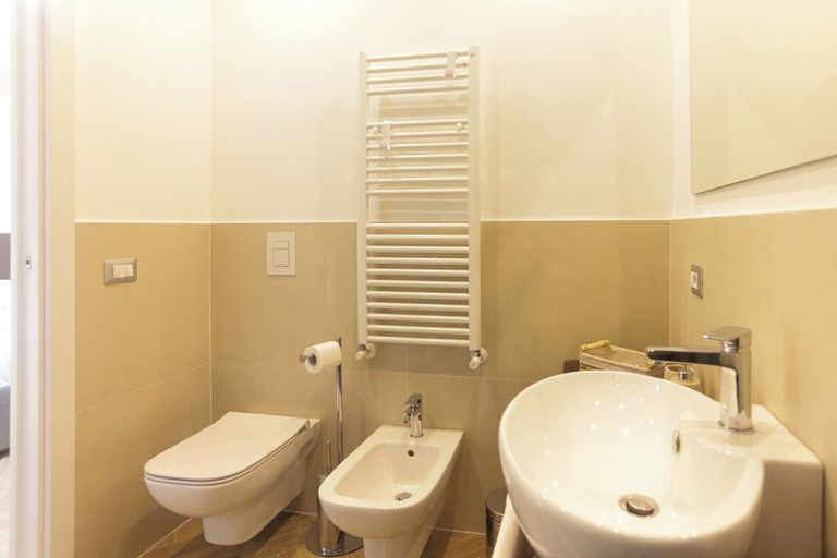 Bathroom 4, Pessina 90 Rooms, Napoli