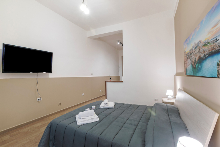 Room 3, Dimora Cristina Apartment Bari, Bari