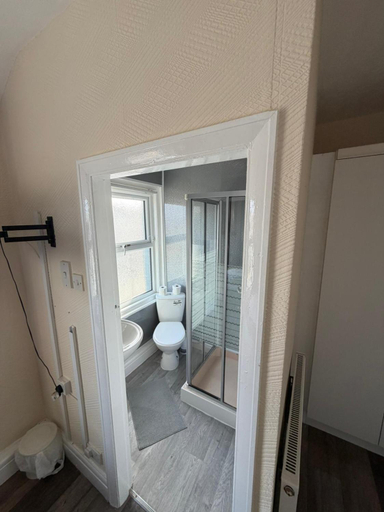 Bathroom 3, South Cliff Hotel, Lancashire