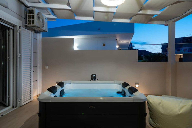 Room 5, Villy Suites I - Zante Luxury Suite With Hot Tub, Ionian Islands