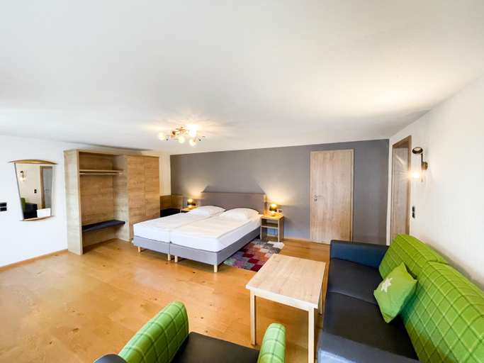 Bedroom 3, Boardinghouse Sonne, Ortenaukreis