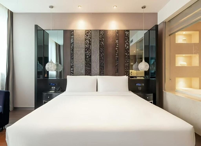 Room 3, CrystalOrangeShanghaiCaohejing Hotel, Shanghai