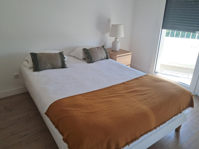 Bedroom, RESIDENCE SERVICES MONTANA Paris Clichy, Hauts-de-Seine