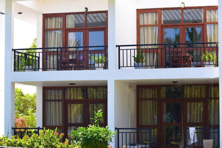 Exterior detail 2, High Park Beach Resort Nilaveli, Kuchchaveli