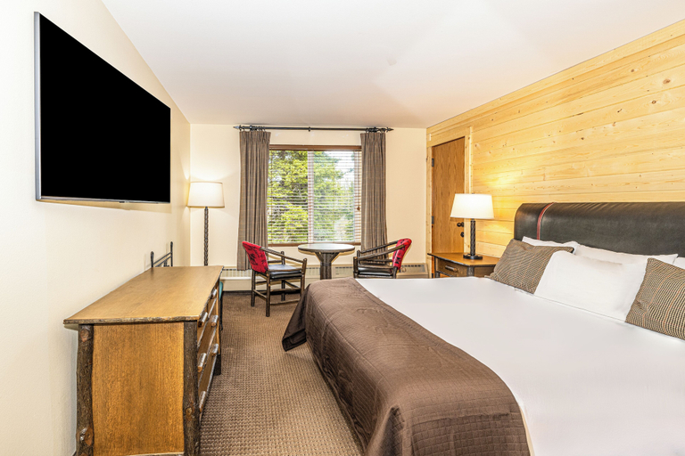 Bedroom 3, Denali Park Village, Denali