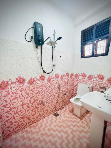 Bathroom 3, Devil mountain guest, Hildummulla