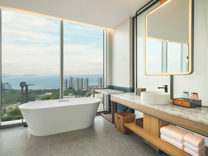 Bathroom 3, Four Points By Sheraton Yantai, Yantai