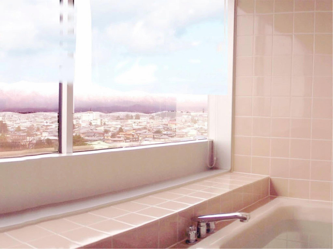 Bathroom, Tas Park Hotel, Nagai