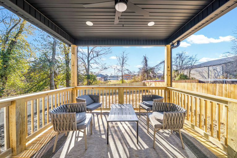 Interior 5, The Lookout, Montgomery
