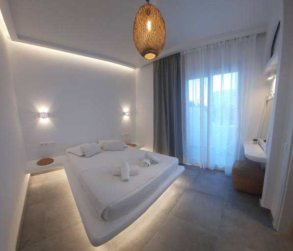 Room 2, Blue Dolphin, South Aegean
