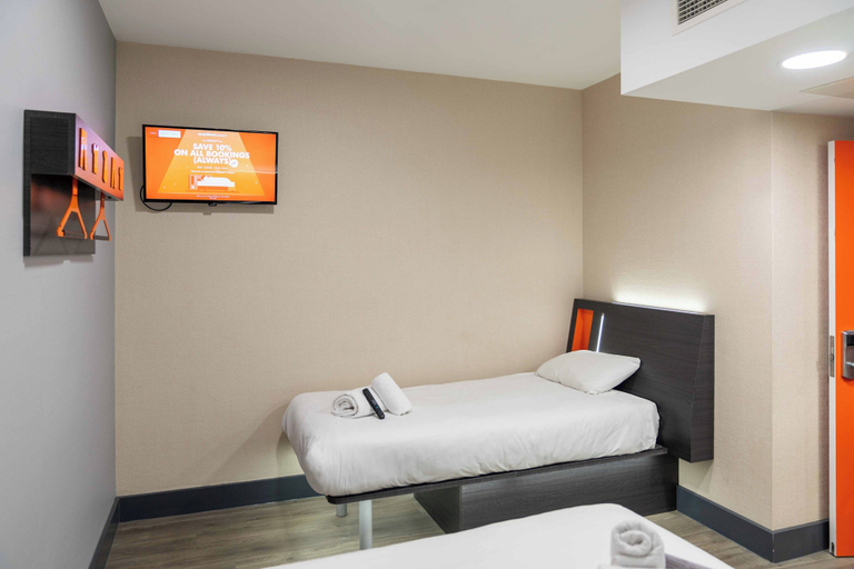 Bedroom 3, easyHotel Ipswich, Suffolk