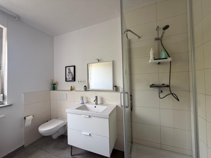 Bathroom 5, Bluestone Appartments - 26qm free and near parking, Alb-Donau-Kreis