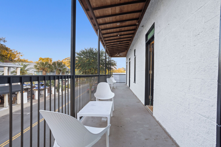 Terrace/patio 3, Hotel Mojo, Jackson