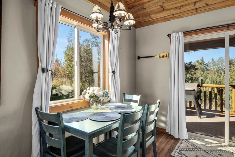 Dining 2, Glacier River Ranch - South Fork, Flathead