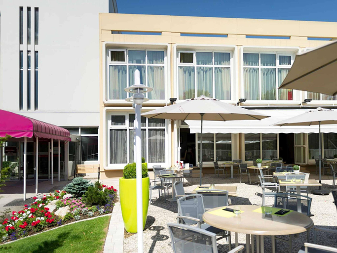 Exterior & Views 2, Mercure Annemasse Porte de Genève Hotel, Haute-Savoie