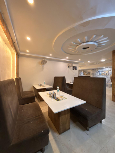Others 5, Hotel City Palace, Ujjain