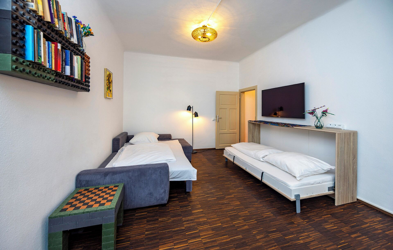 Bedroom 3, Hostel Mondpalast, Dresden