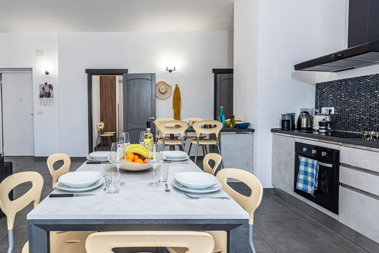 Dining 3, Lusa Apartment, Sassari