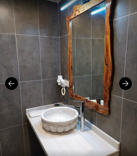 Bathroom 4, Hotel Jakaranda Istanbul, Beyoğlu