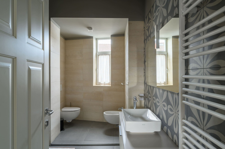 Bathroom 2, Franz Apartments, Ilirska Bistrica