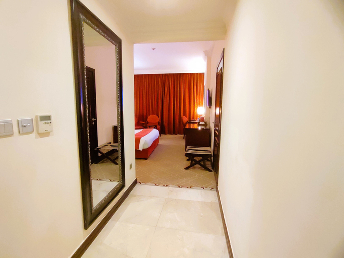 Bedroom 3, Grand Regal Hotel, Doha