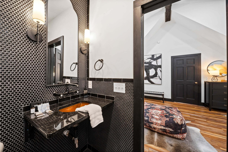 Bathroom 4, The Beech House, Watauga