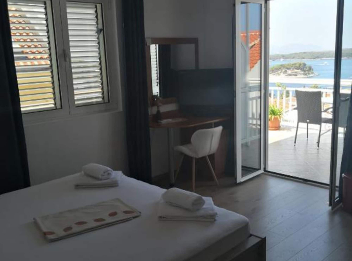 Room 4, Azure Hvar Residence, Hvar