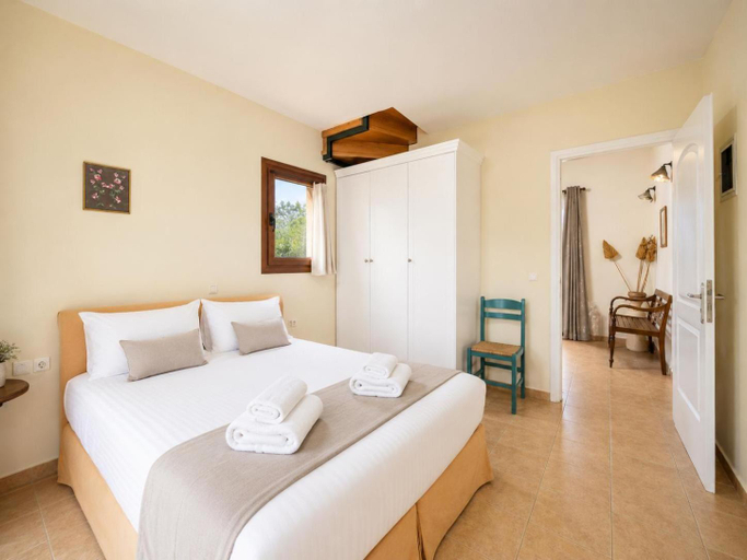 Bedroom 1, Villa Aphrodite, Crete
