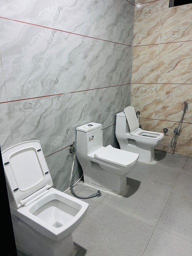 Bathroom 3, Shaahi Resort, Harda
