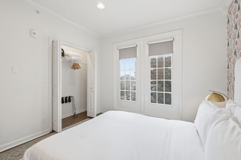 Interior 2, Comfortable 3BR Minutes to Broadway Parking, Davidson