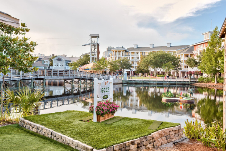 Miscellaneous 2, Harbour Point 915, Walton