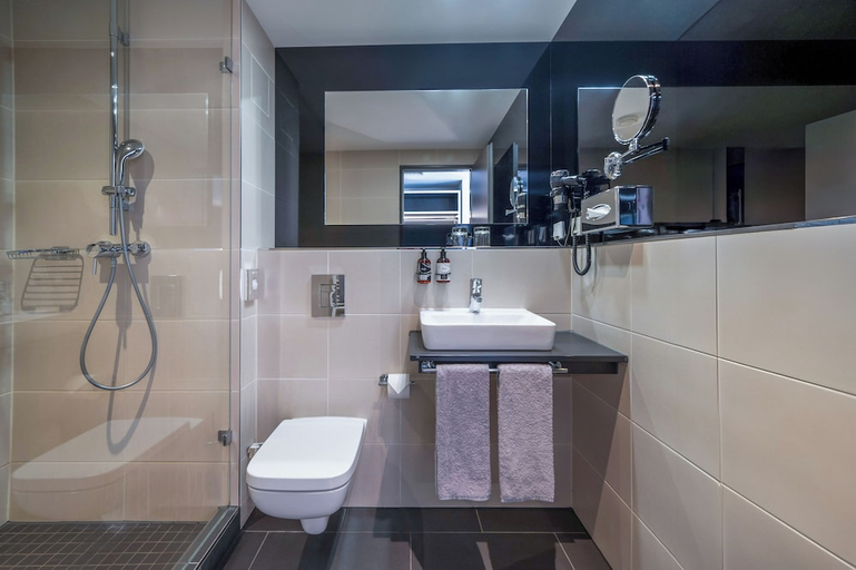 Bathroom 5, INNSiDE by Meliá Berlin Mitte, Berlin