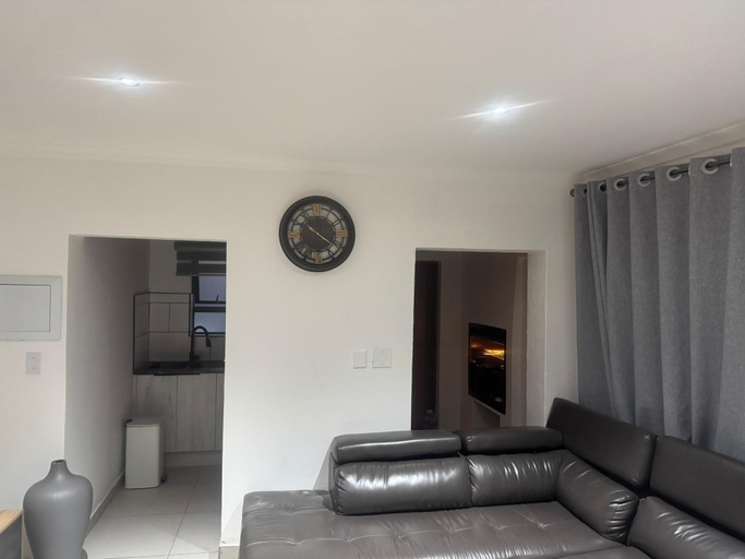 Interior 5, Boutique Hotel-Style Room In Ferndale-E5, City of Johannesburg