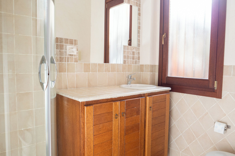 Bathroom 4, Villa Victoria 1.5 Km From The Beach, Olbia-Tempio