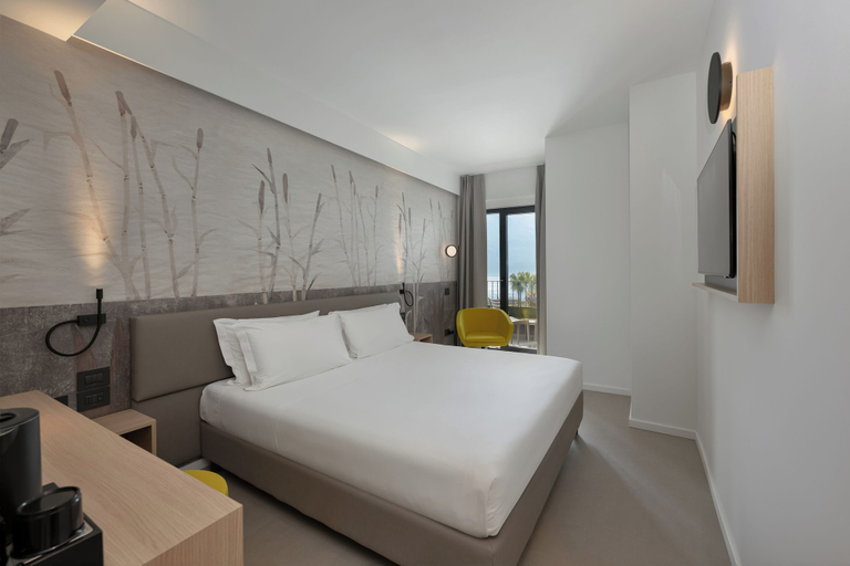 Bedroom 4, Hotel Royal Village, Brescia