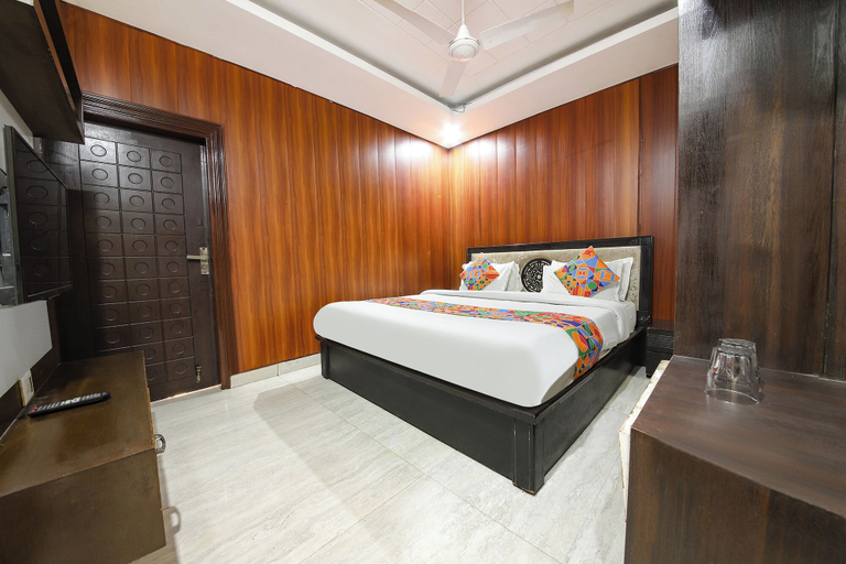 Room 2, Fabhotel Khalsa Homestay, Dehradun