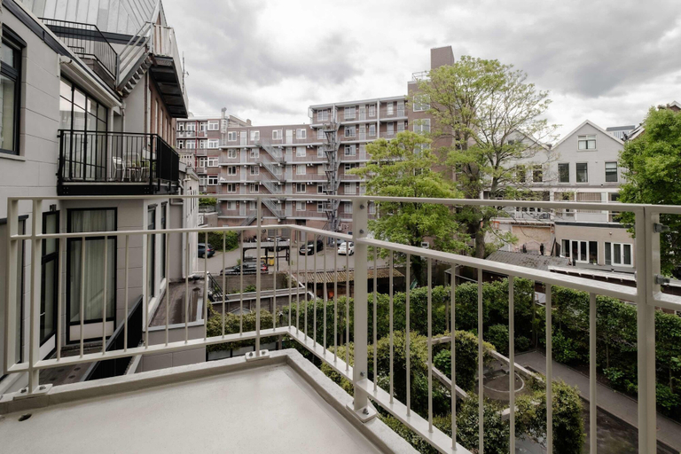 Room 5, Modern 1BR Apartment in Rotterdam Centre, Rotterdam