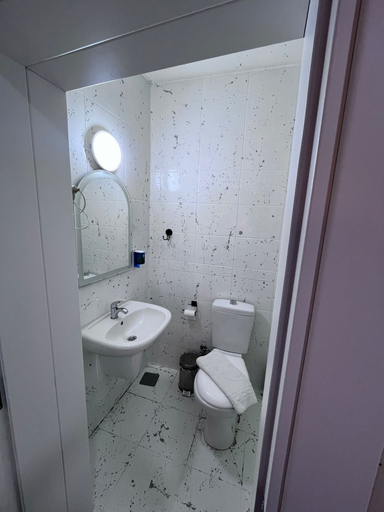 Bathroom 5, Blue Sea Hotel, Gebze