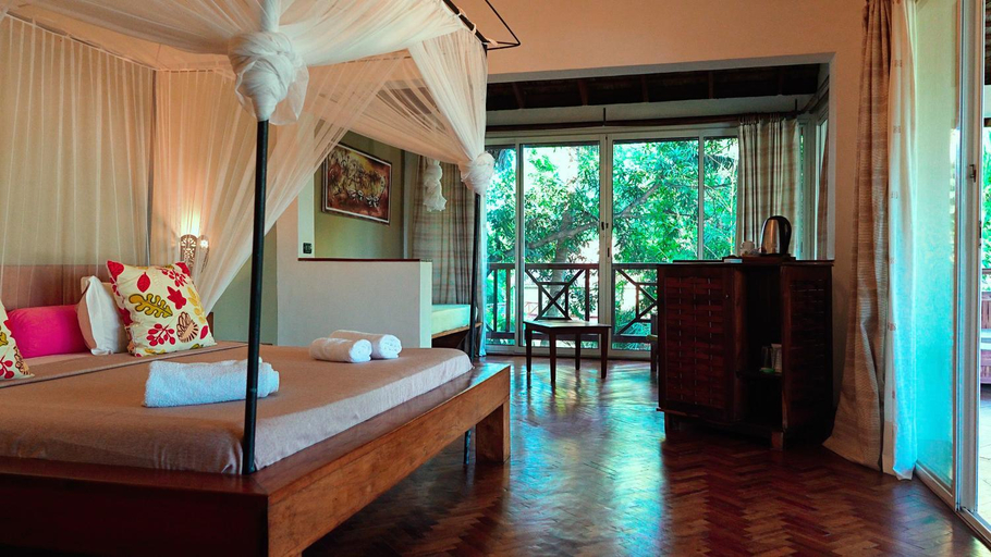 Bedroom 2, Hotel Arc En Ciel, Diana