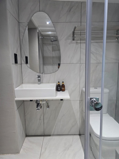 2, Los Cinco Guest House, Ehlanzeni