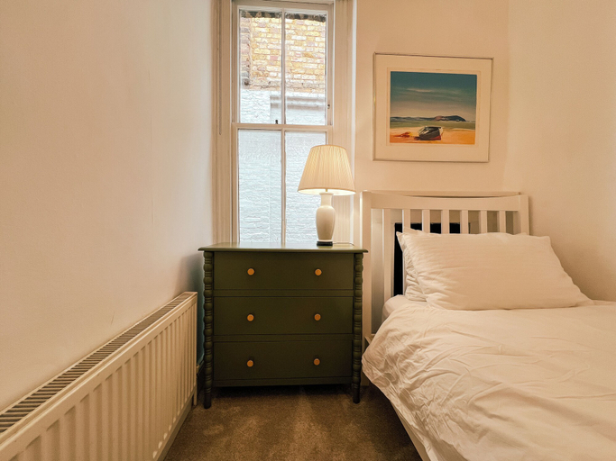 Room 2, Sugden Road, London