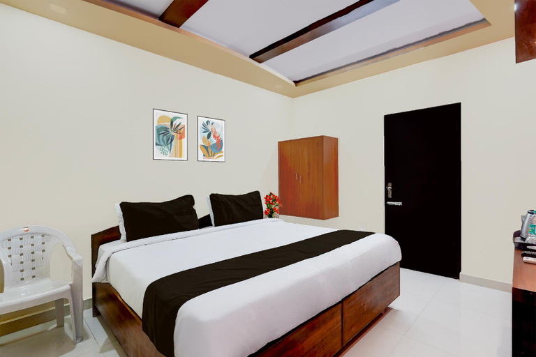 Bedroom 3, OYO Hotel O GT Road Nellore, Nellore