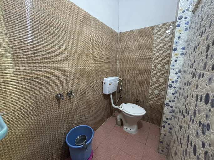Bathroom 2, Omji Niwas - Shiv Ganga, Uttarkashi