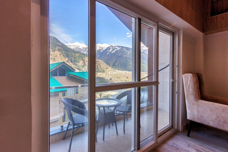 Interior, Katson Grand View Manali, Kullu
