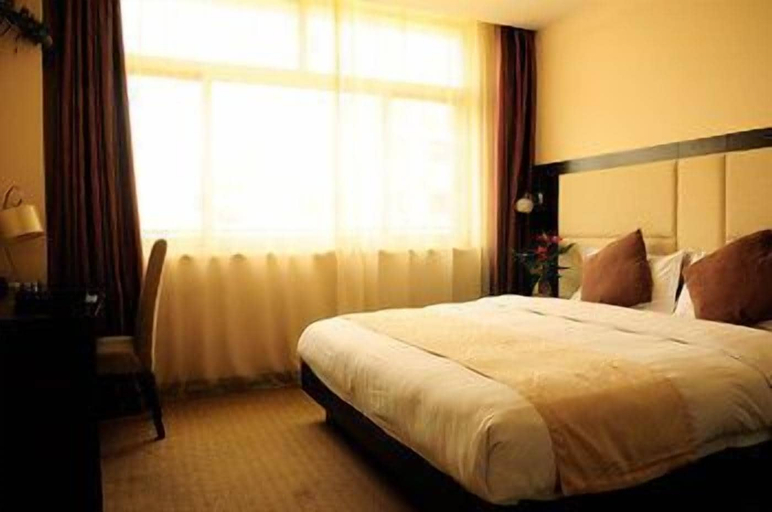 Bedroom 2, Joyful Star Hotel, Shanghai