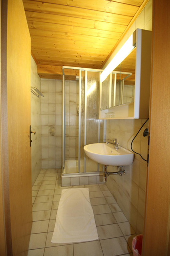 Bathroom, Liftgasthof Appartements, Sankt Johann im Pongau