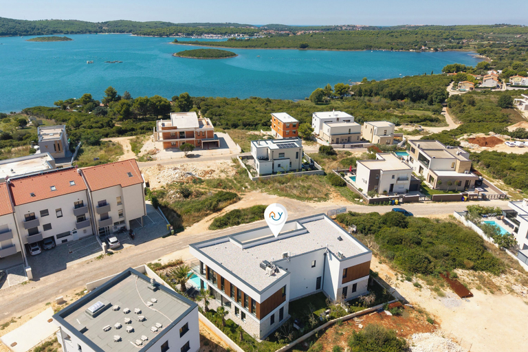 Exterior 4, Villa Yana with Pool and Sea View, Medulin